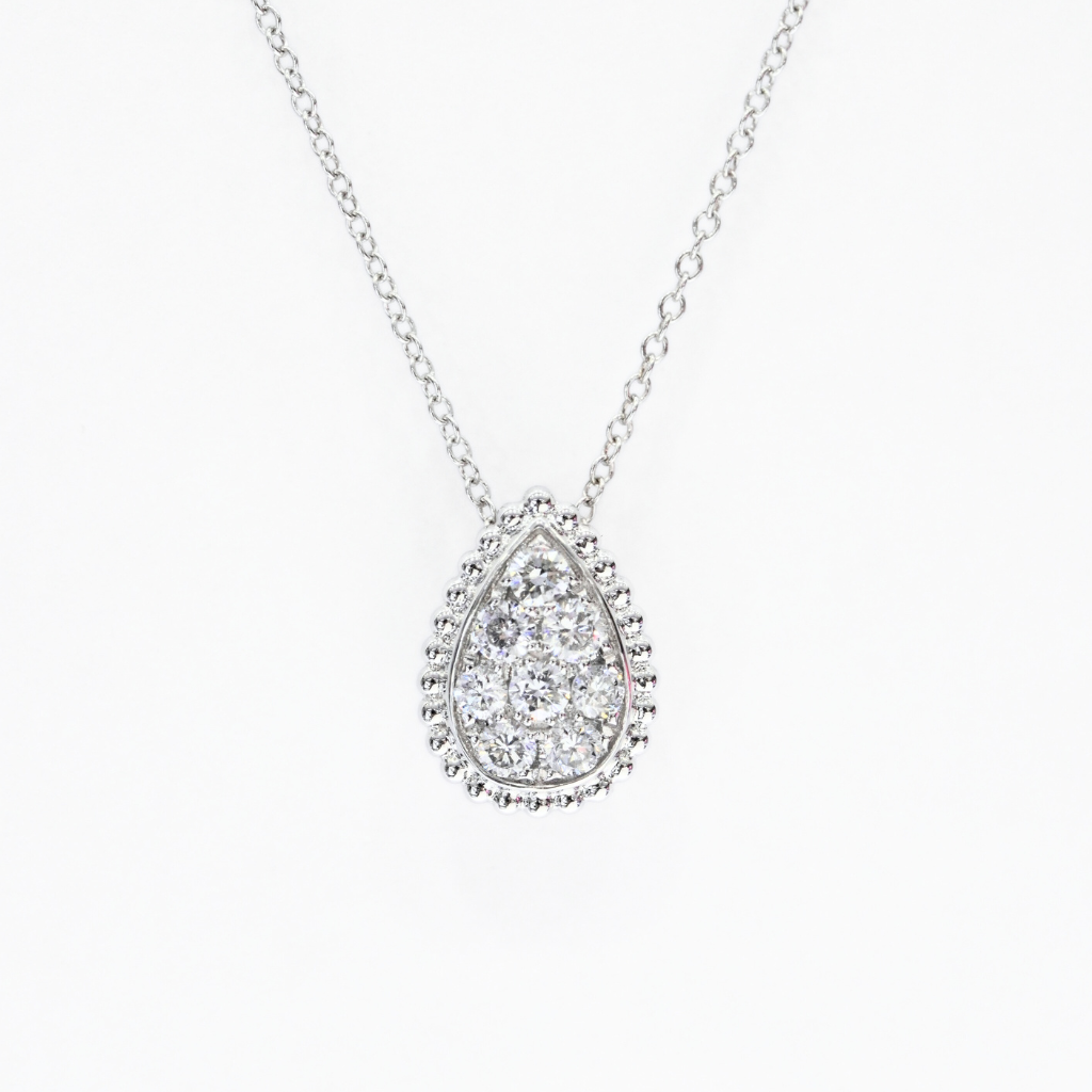 Teardrop Lab-Grown Diamond Necklace in Vintage Style