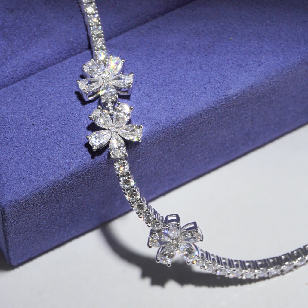 Floral Cluster Lab-Grown Diamond Tennis Bracelet in 18K White Gold | Approx. 1.7 ctw