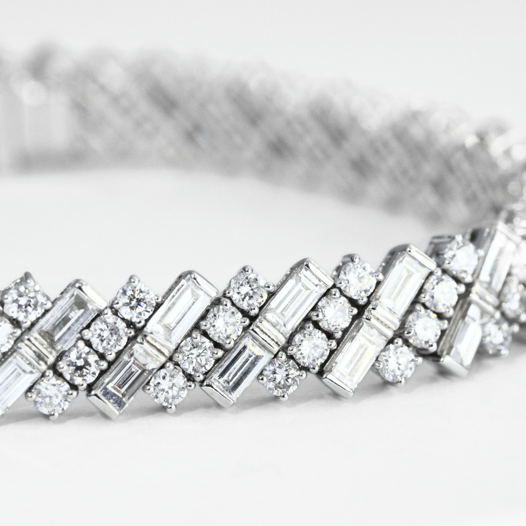 Baguette & Round Lab Diamond Pave Tennis Bracelet in 18K Gold | Approx. 7 ctw