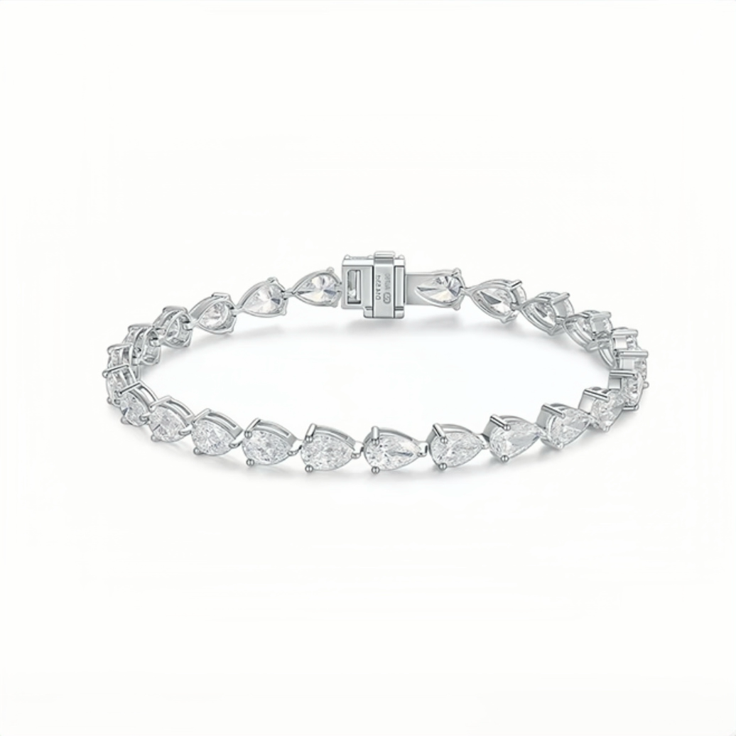 Pear-Shaped Diamond Tennis Bracelet in 18K White Gold