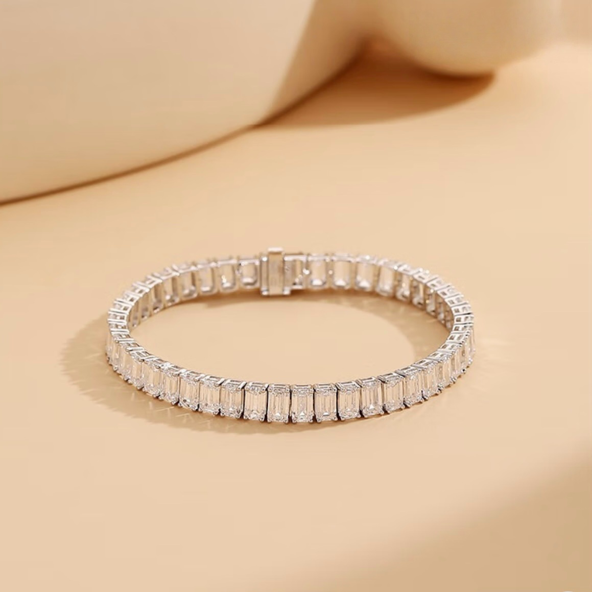 Emerald-Cut Lab Diamond Tennis Bracelet in 18K White Gold | Approx. 20 ctw