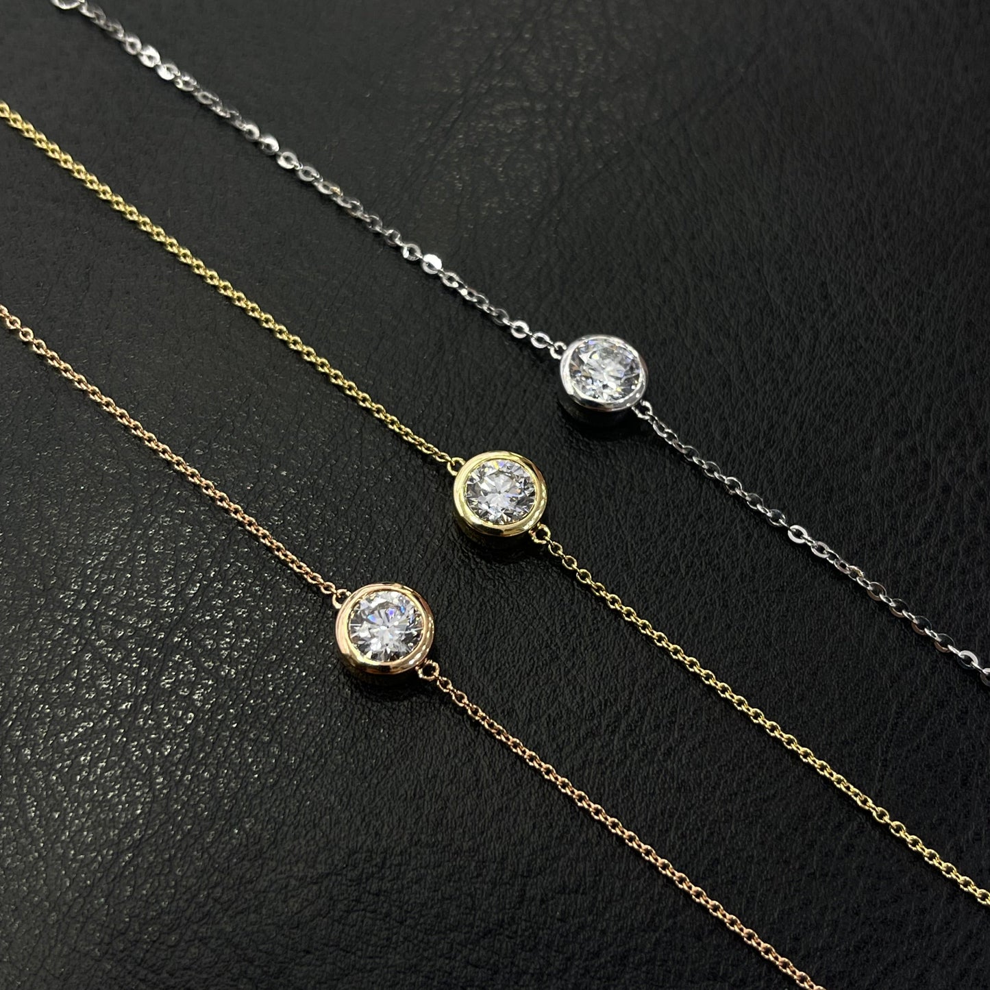 Bezel-Set Round Lab-Grown Diamond Bracelet in 18K Gold