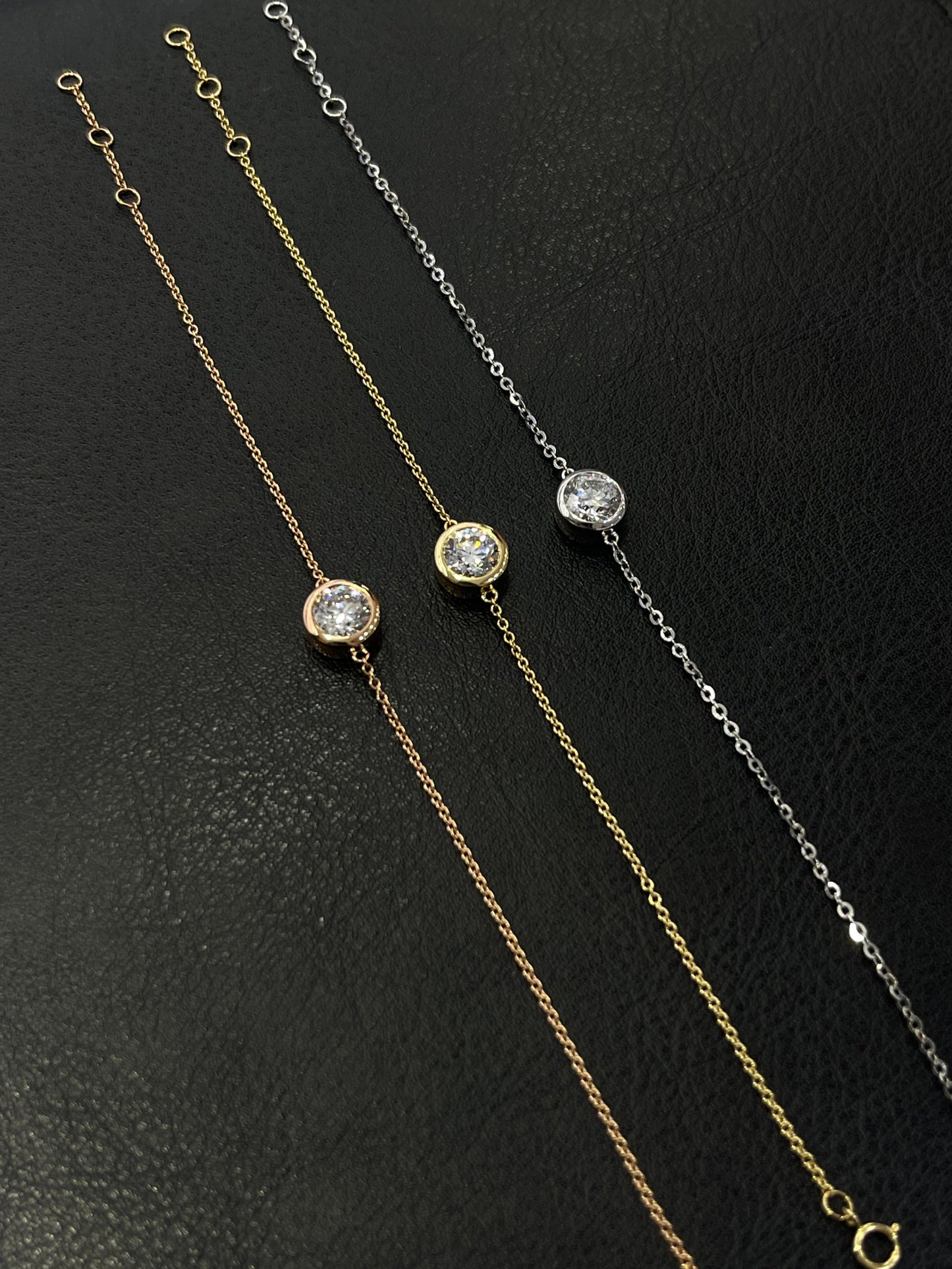 Bezel-Set Round Lab-Grown Diamond Bracelet in 18K Gold