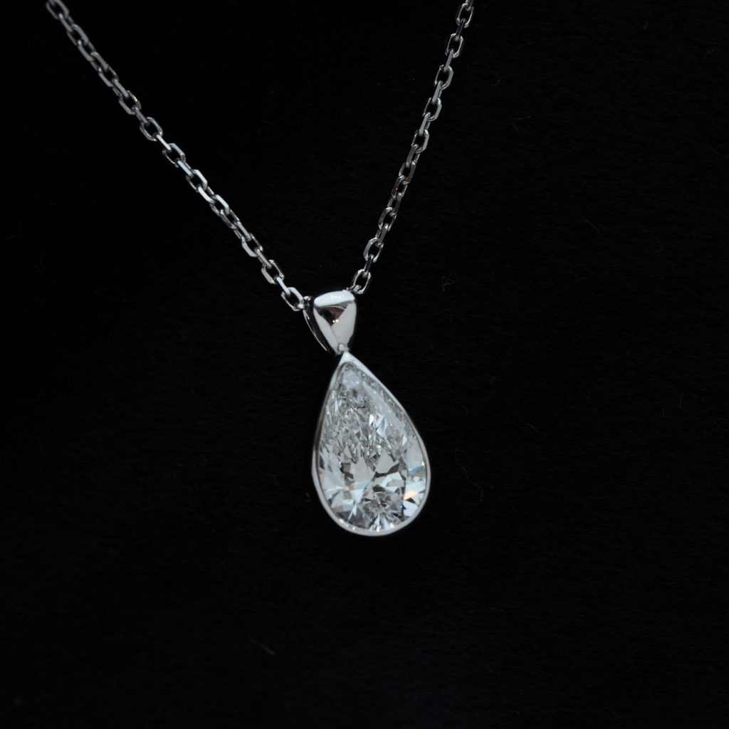 Bezel-Set Pear-Shaped Lab Diamond Pendant