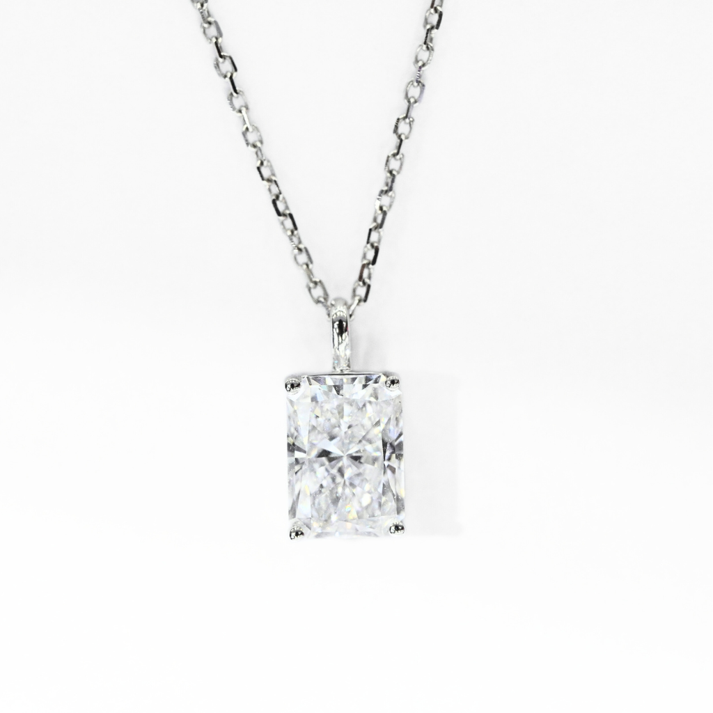 Classic Four-Prong Radiant Solitaire Diamond Necklace in 18K Gold