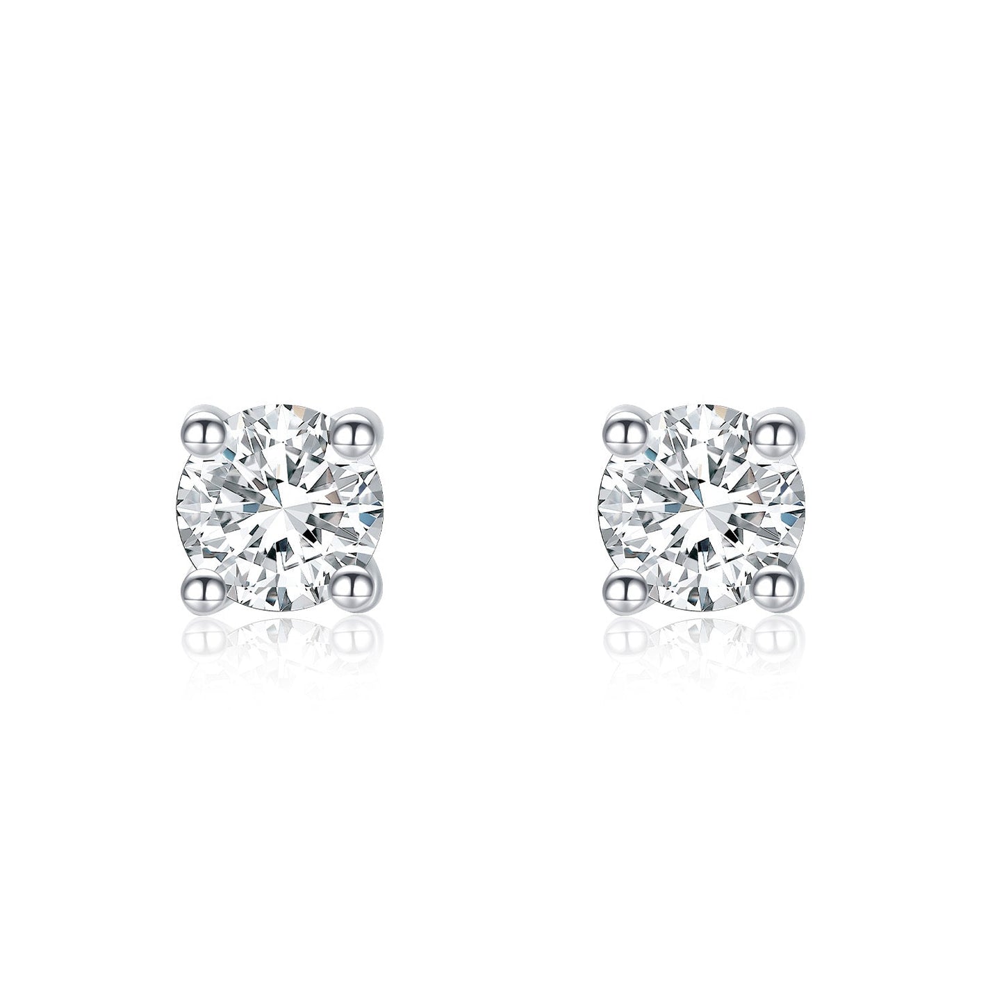 Lab-grown round diamond studs