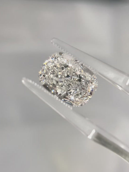 5.59ct Cushion Lab Grown Diamond (D, VVS2, EX/EX)
