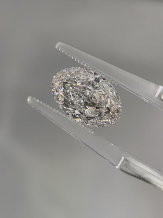 4.10ct Oval Modified Lab Grown Diamond (F, VVS2, EX/EX)