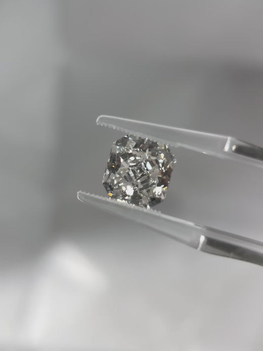 4.36ct Radiant Lab Grown Diamond (F, VVS2, EX/EX)