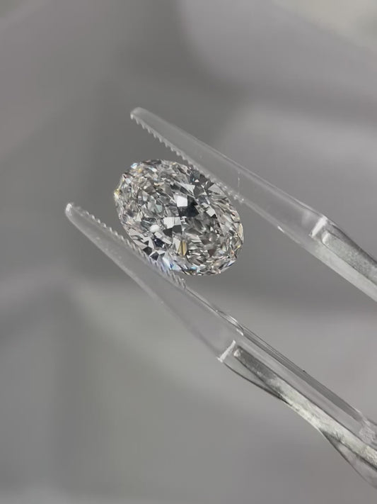 3.17ct Oval Lab Grown Diamond (E, VS1, EX/EX)