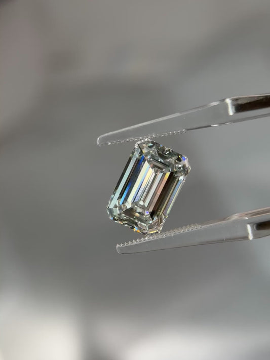 5.07ct Emerald Lab Grown Diamond (E, VVS2, EX/EX)