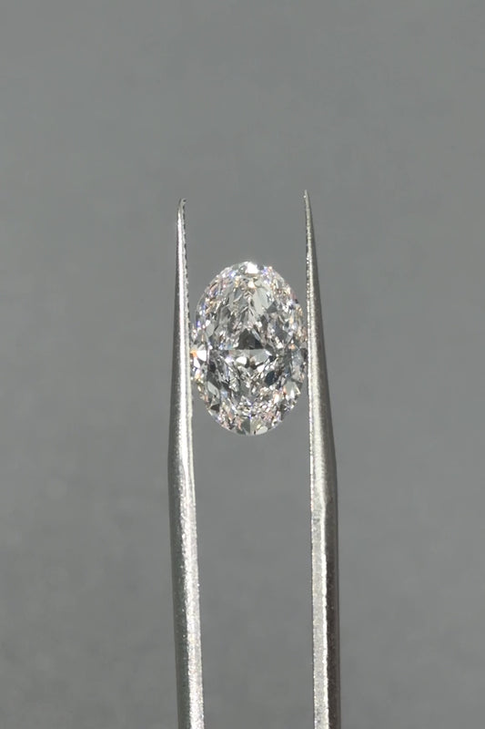 3.45ct Oval Lab Grown Diamond (F, VVS2, EX/EX)