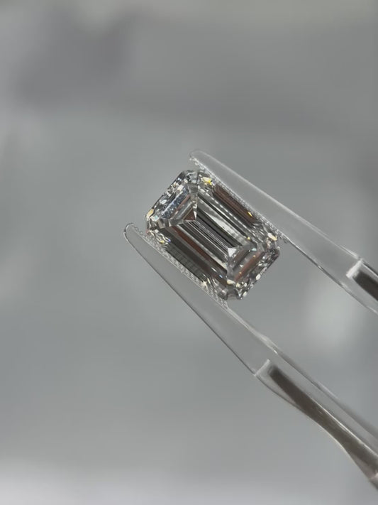 4.88ct Emerald Lab Grown Diamond (D, VVS2, EX/EX)