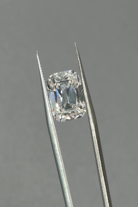 5.60ct Antique Cushion Lab Grown Diamond (F, VVS2, VG/VG)