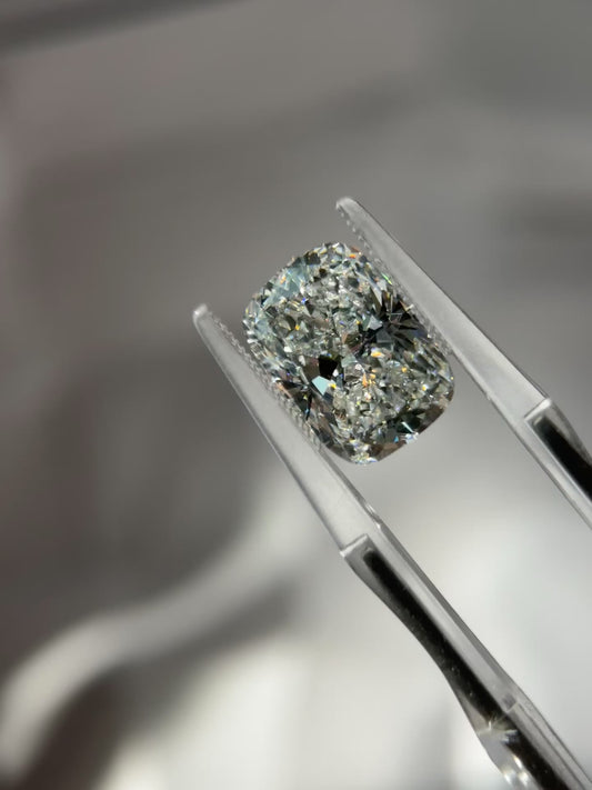 7.26ct Cushion Lab Grown Diamond (E, VS1, EX/EX)